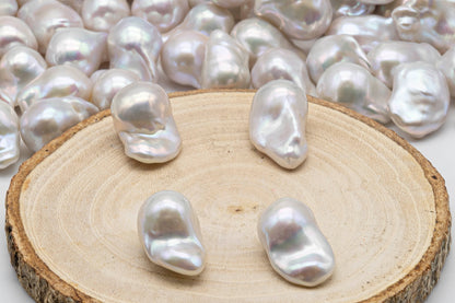 Undrilled loose Freshwater Baroque Pearl.