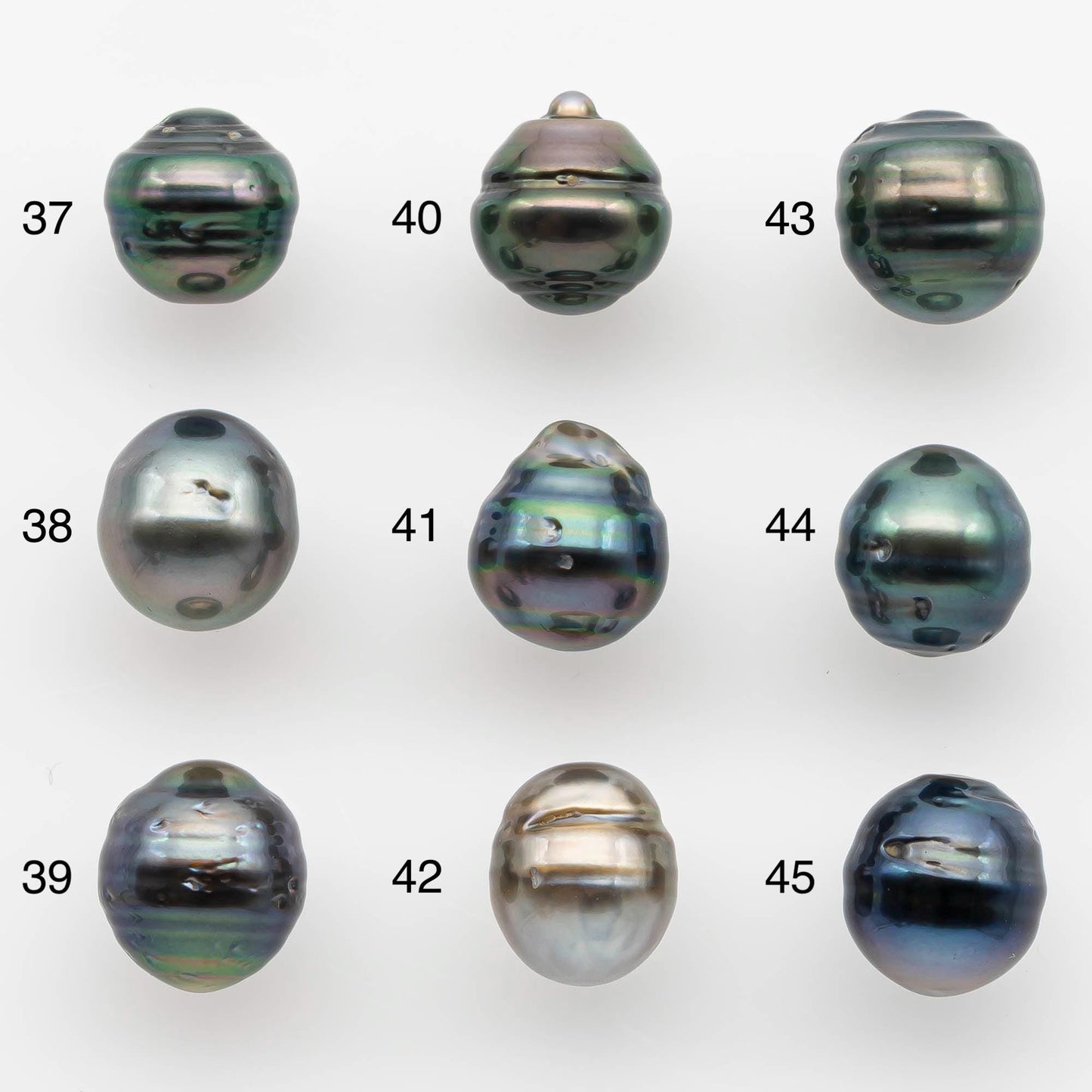 8-9mm Tahitian Pearl in Natural Color with High Luster and Minor Blemishes, One Piece Undrilled for Making Jewelry, SKU # 2581TH
