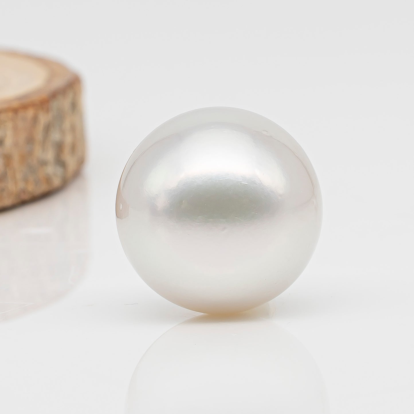 17.7mm Australian White South Sea Pearl, Round Undrilled Loose Pearl, High Luster, Rare Large Size, Jewelry Making, SKU # 3352WS