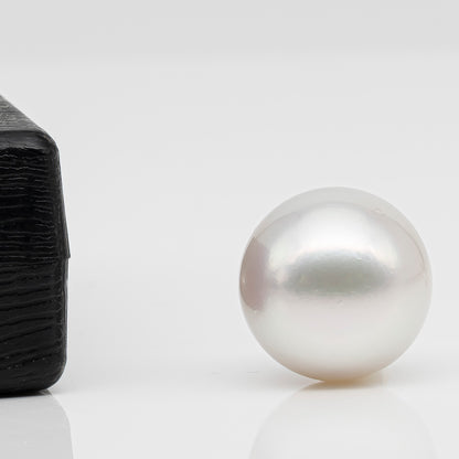 17.7mm Australian White South Sea Pearl, Round Undrilled Loose Pearl, High Luster, Rare Large Size, Jewelry Making, SKU # 3352WS