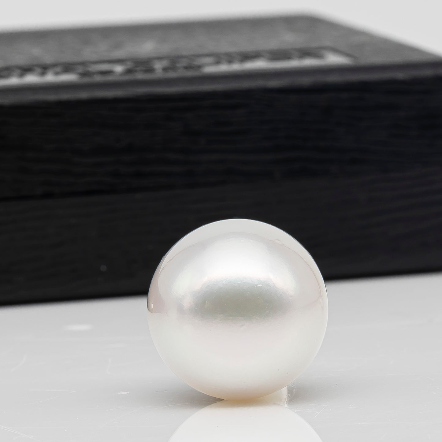 17.7mm Australian White South Sea Pearl, Round Undrilled Loose Pearl, High Luster, Rare Large Size, Jewelry Making, SKU # 3352WS