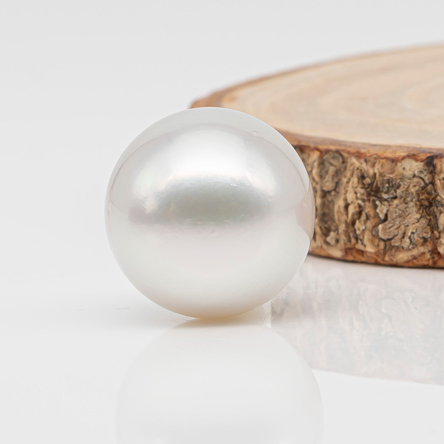17.7mm Australian White South Sea Pearl, Round Undrilled Loose Pearl, High Luster, Rare Large Size, Jewelry Making, SKU # 3352WS