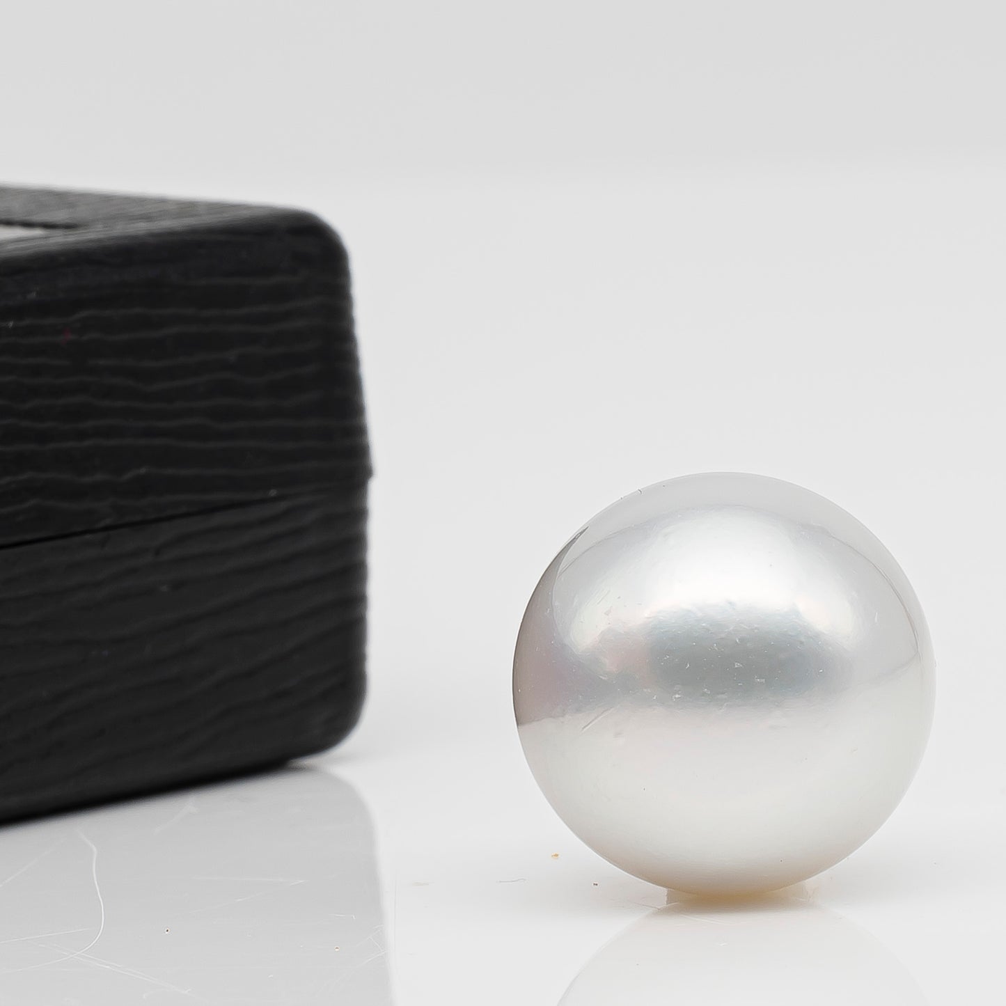 17.2mm Australian White South Sea Pearl, Round Undrilled Loose Pearl, High Luster, Rare Large Size, Jewelry Making, SKU # 3353WS