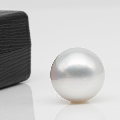 17.2mm Australian White South Sea Pearl, Round Undrilled Loose Pearl, High Luster, Rare Large Size, Jewelry Making, SKU # 3353WS
