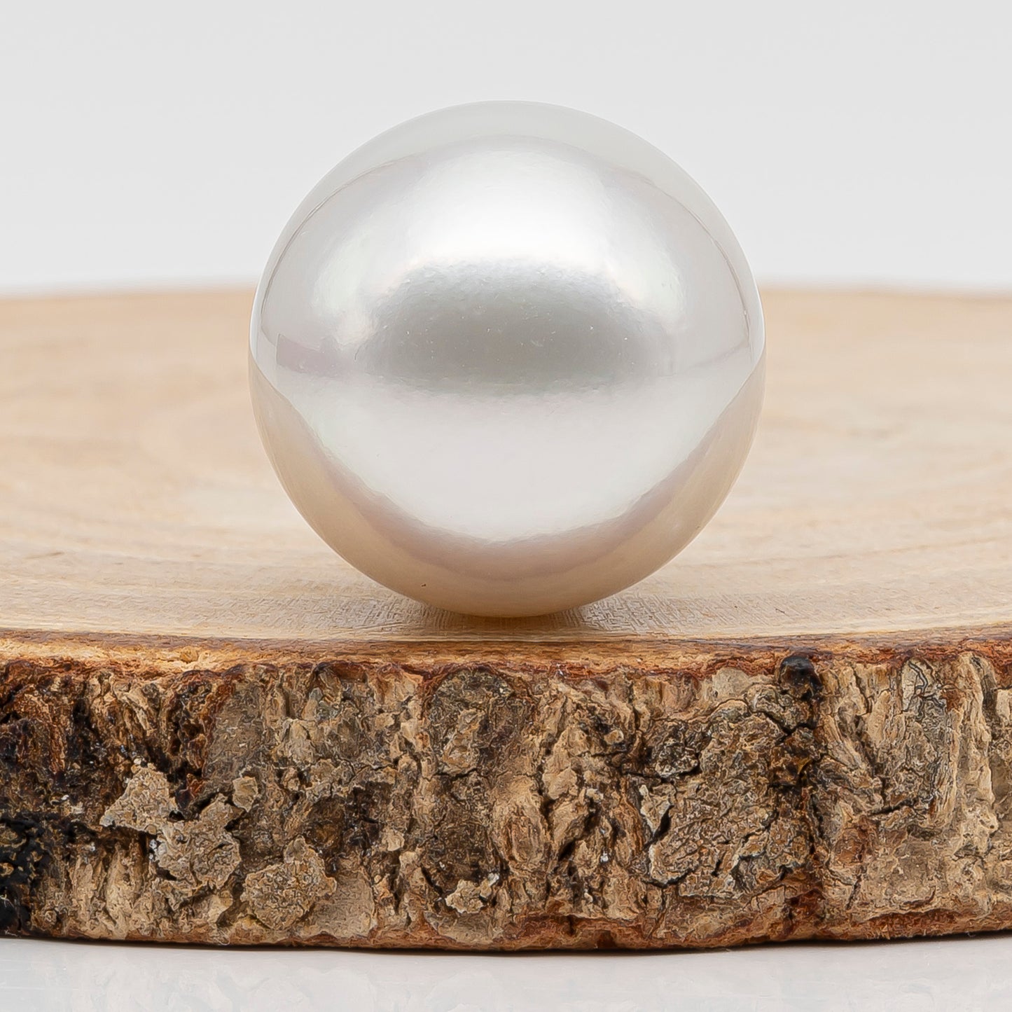 17.7mm Australian White South Sea Pearl, Round Undrilled Loose Pearl, High Luster, Rare Large Size, Jewelry Making, SKU # 3352WS