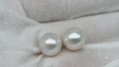 12.2mm Matched Pair Round White South Sea Pearl, Undrilled with Natural Color for Jewelry Making , SKU # 3233WS