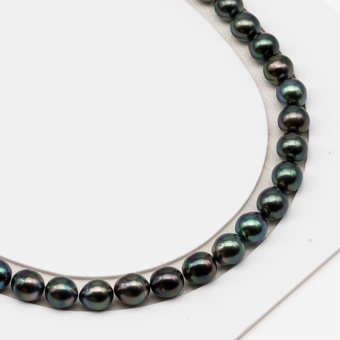 8-9mm Tahitian Pearl in Full Strand (No Hole), Natural Colors , Temporarily Strung Black Pearls for Jewelry Making, SKU # 3228TH