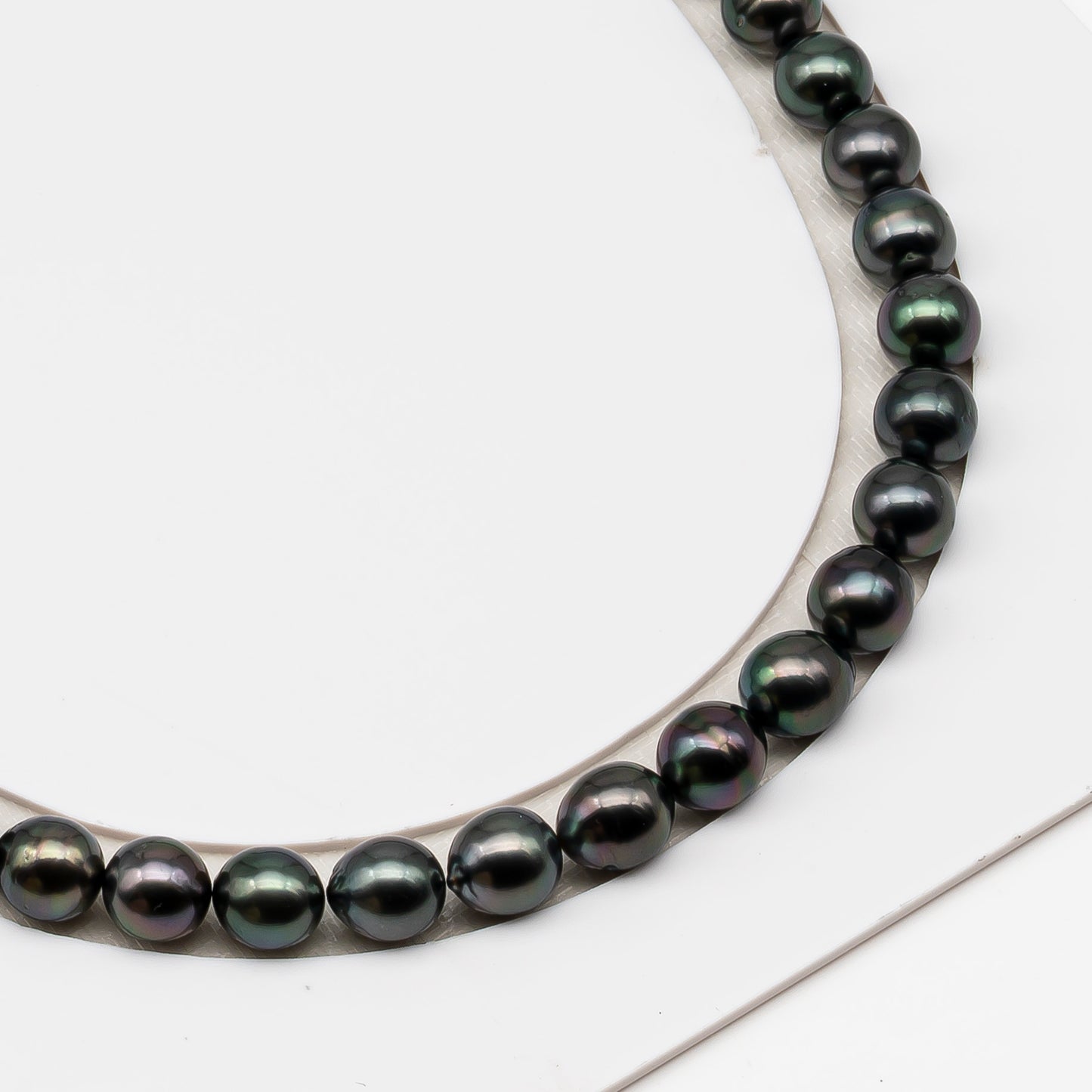 8-9mm Tahitian Pearl in Full Strand (No Hole), Natural Colors , Temporarily Strung Black Pearls for Jewelry Making, SKU # 3229TH