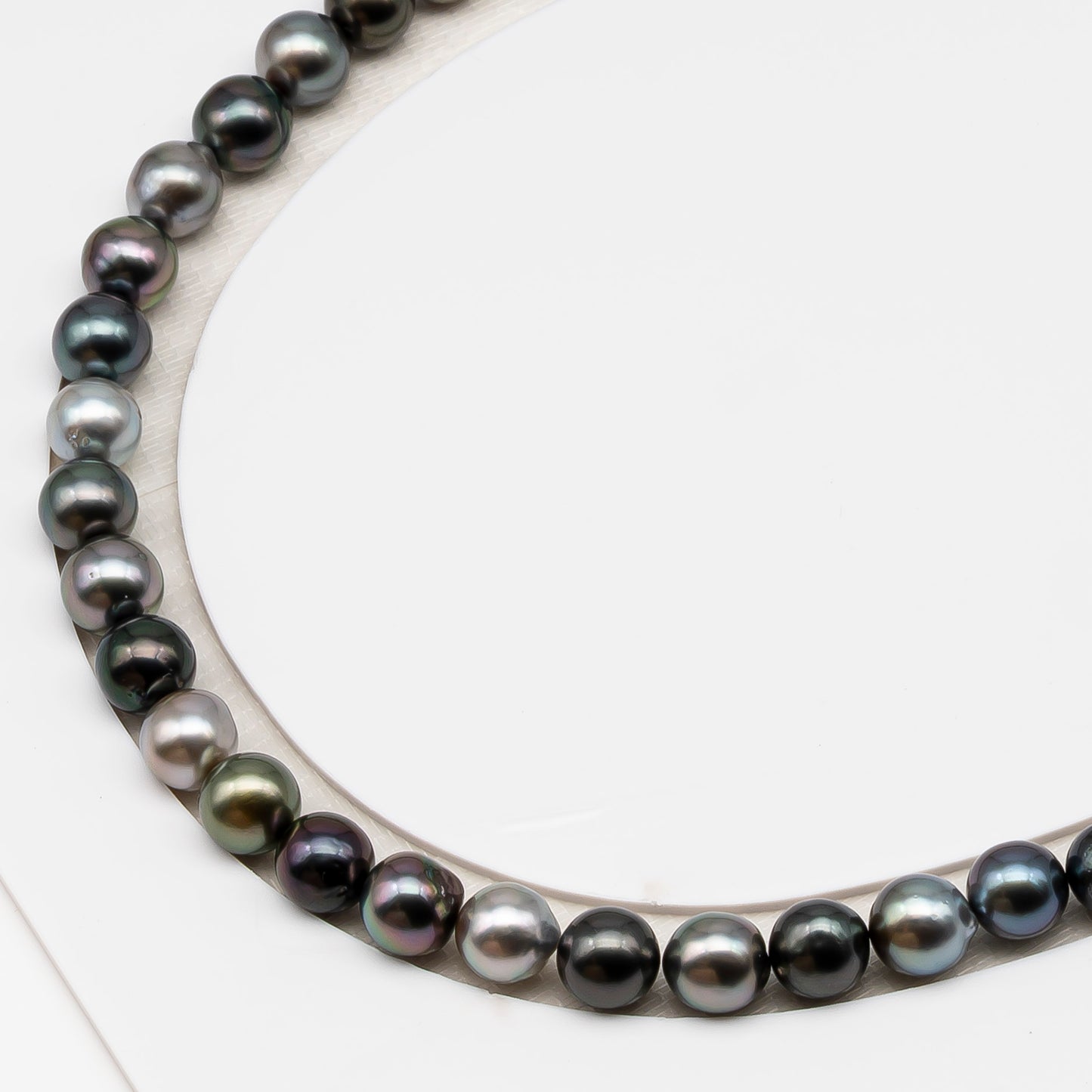 8-9mm Tahitian Pearl in Full Strand (No Hole), Natural Colors , Temporarily Strung Black Pearls for Jewelry Making, SKU # 3231TH