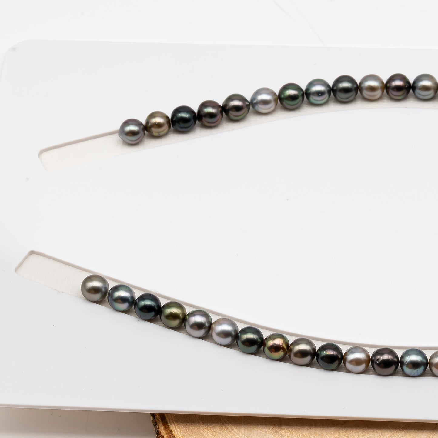 8-9mm Tahitian Pearl in Full Strand (No Hole), Natural Colors , Temporarily Strung Black Pearls for Jewelry Making, SKU # 3231TH