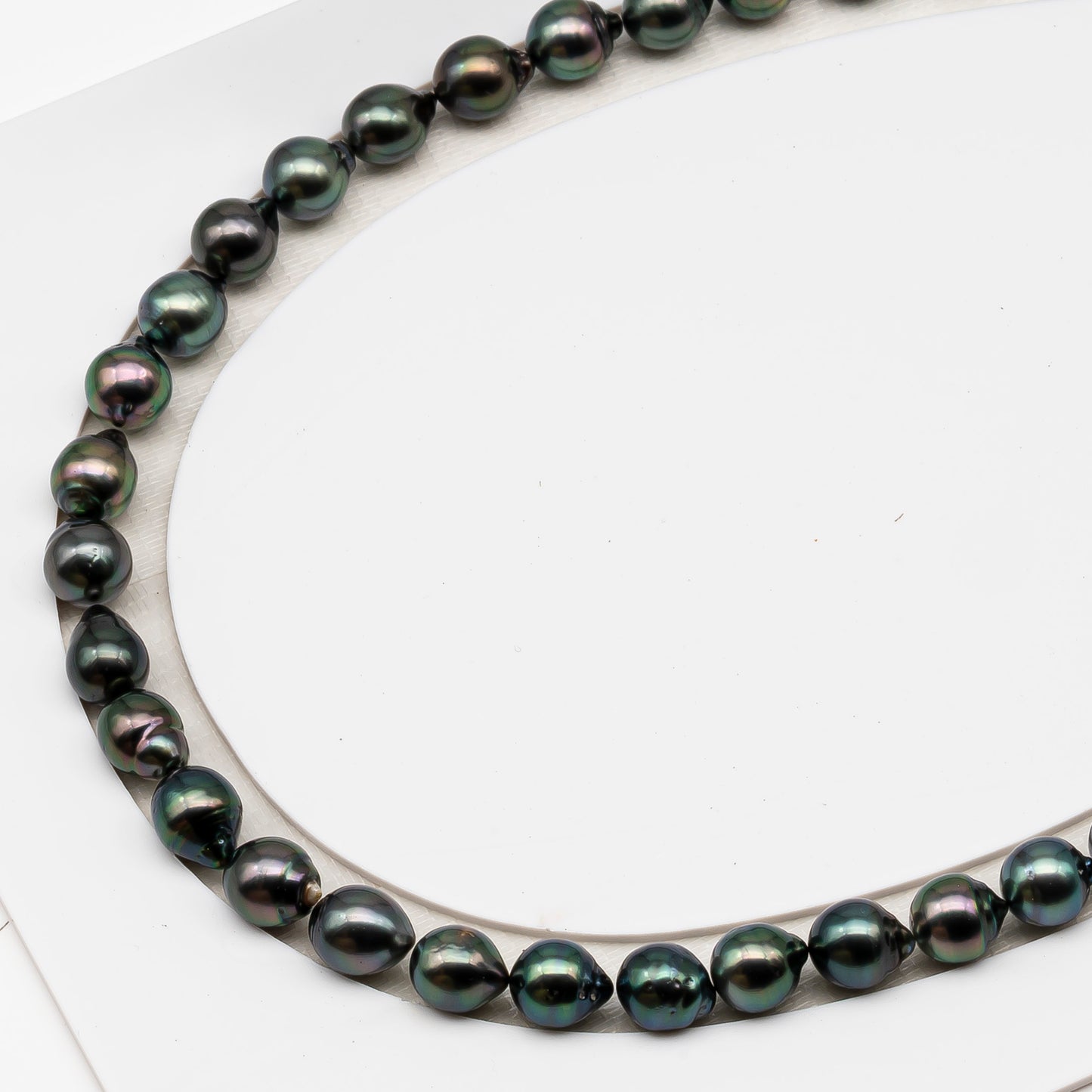 8-9mm Tahitian Pearl in Full Strand (No Hole), Natural Colors , Temporarily Strung Black Pearls for Jewelry Making, SKU # 3232TH
