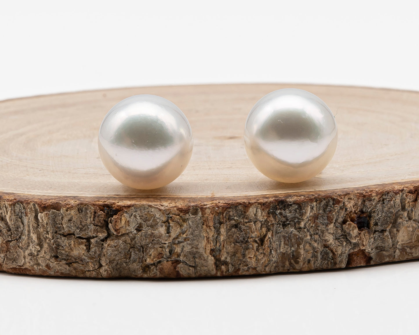 12.4mm Matched Pair Round White South Sea Pearl, Undrilled with Natural Color for Jewelry Making , SKU #3234WS