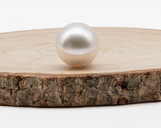 14-15mm White South Sea Pearl Round with  Natural Color, One Piece Loose Undrilled for Jewelry Making, SKU # 3238WS