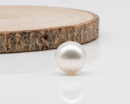 14-15mm White South Sea Pearl Round with  Natural Color, One Piece Loose Undrilled for Jewelry Making, SKU # 3238WS