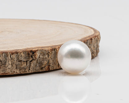 14-15mm White South Sea Pearl Round with  Natural Color, One Piece Loose Undrilled for Jewelry Making, SKU # 3238WS