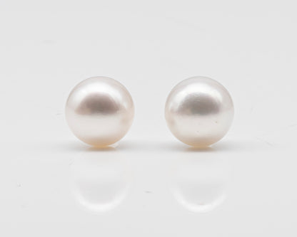 13.5mm Matched Pair Round White South Sea Pearl, Undrilled with Natural Color for Jewelry Making , SKU #3235WS