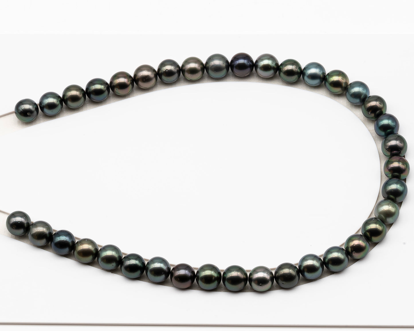 11-12mm Round Tahitian Pearl in Full Strand (No Hole), Natural Colors , Temporarily Strung Black Pearls for Jewelry Making, SKU # 3278TH