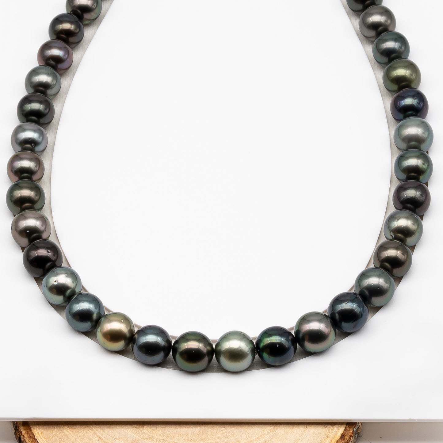 11-12mm Round Tahitian Pearl in Full Strand (No Hole), Natural Colors , Temporarily Strung Black Pearls for Jewelry Making, SKU # 3279TH