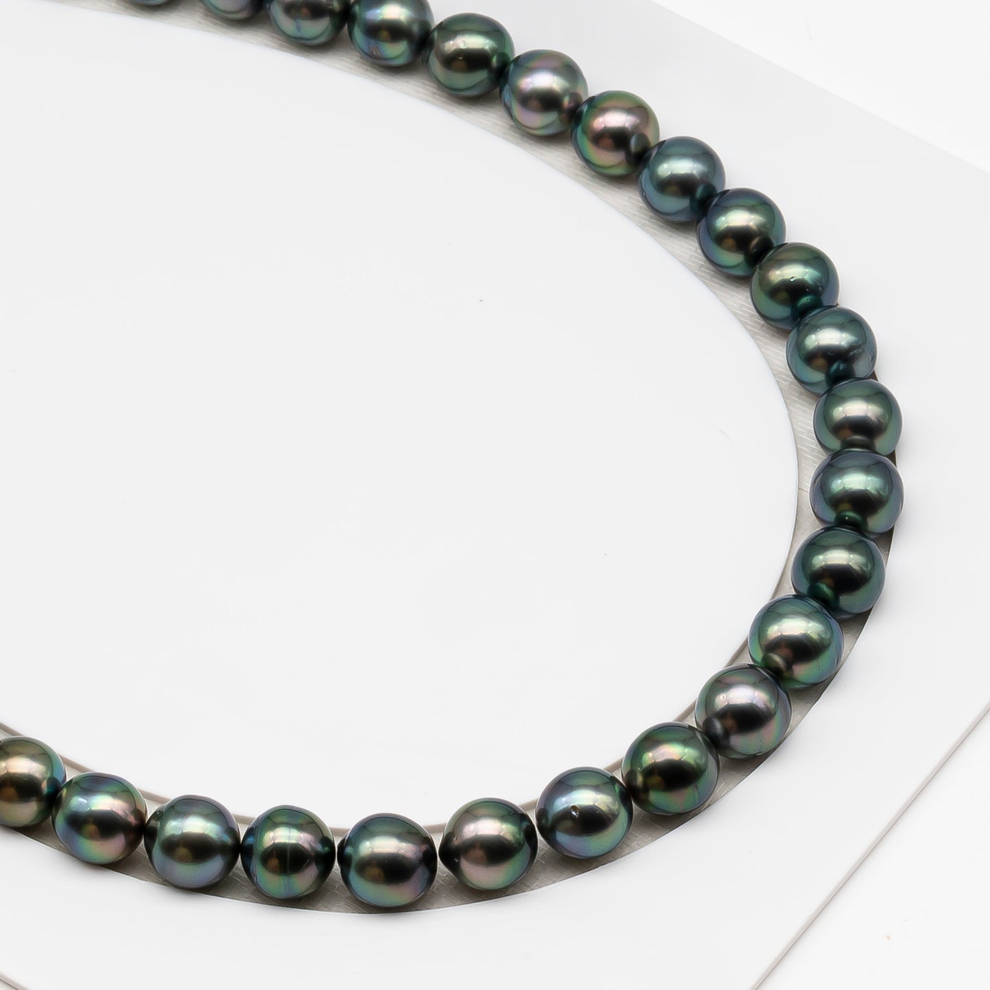 10-11mm Tahitian Pearl in Full Strand (No Hole), Natural Colors , Temporarily Strung Black Pearls for Jewelry Making, SKU # 3305TH