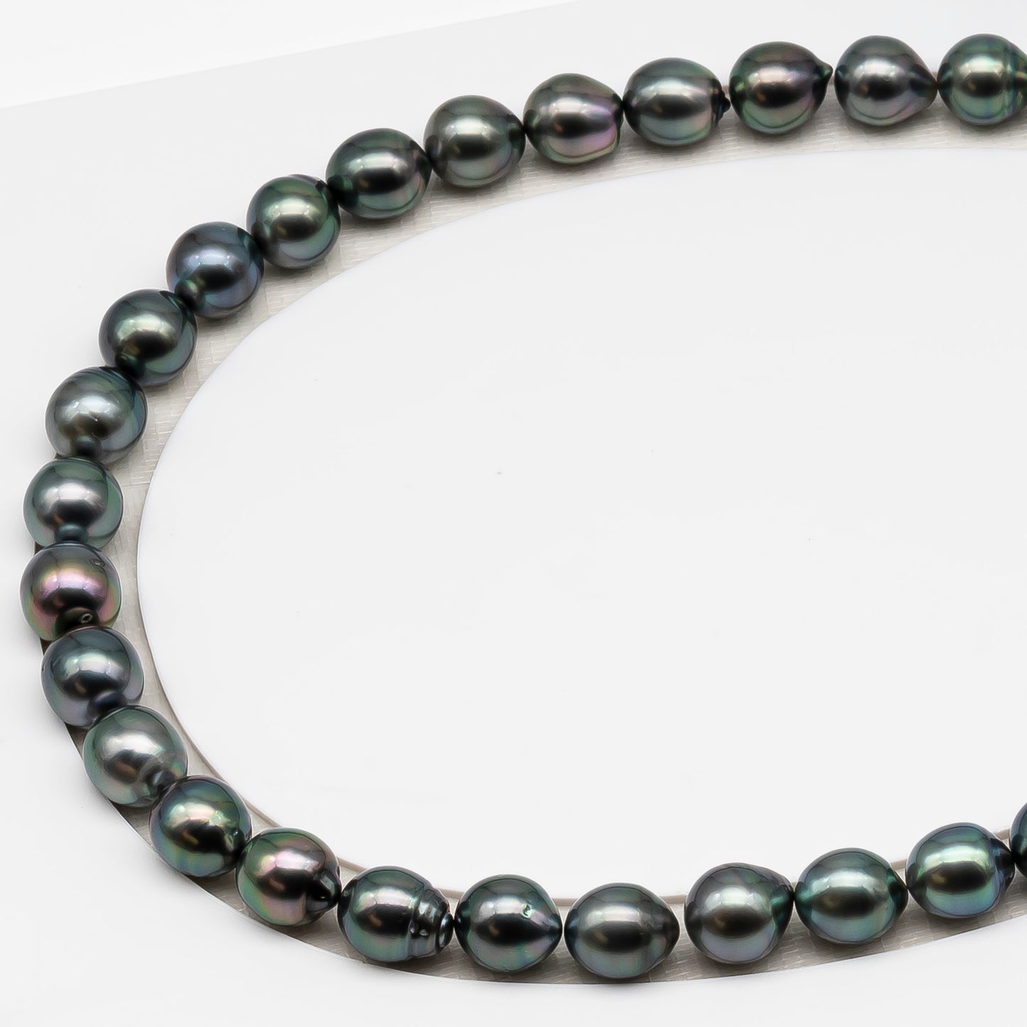 10-11mm Tahitian Pearl in Full Strand (No Hole), Natural Colors , Temporarily Strung Black Pearls for Jewelry Making, SKU # 3308TH