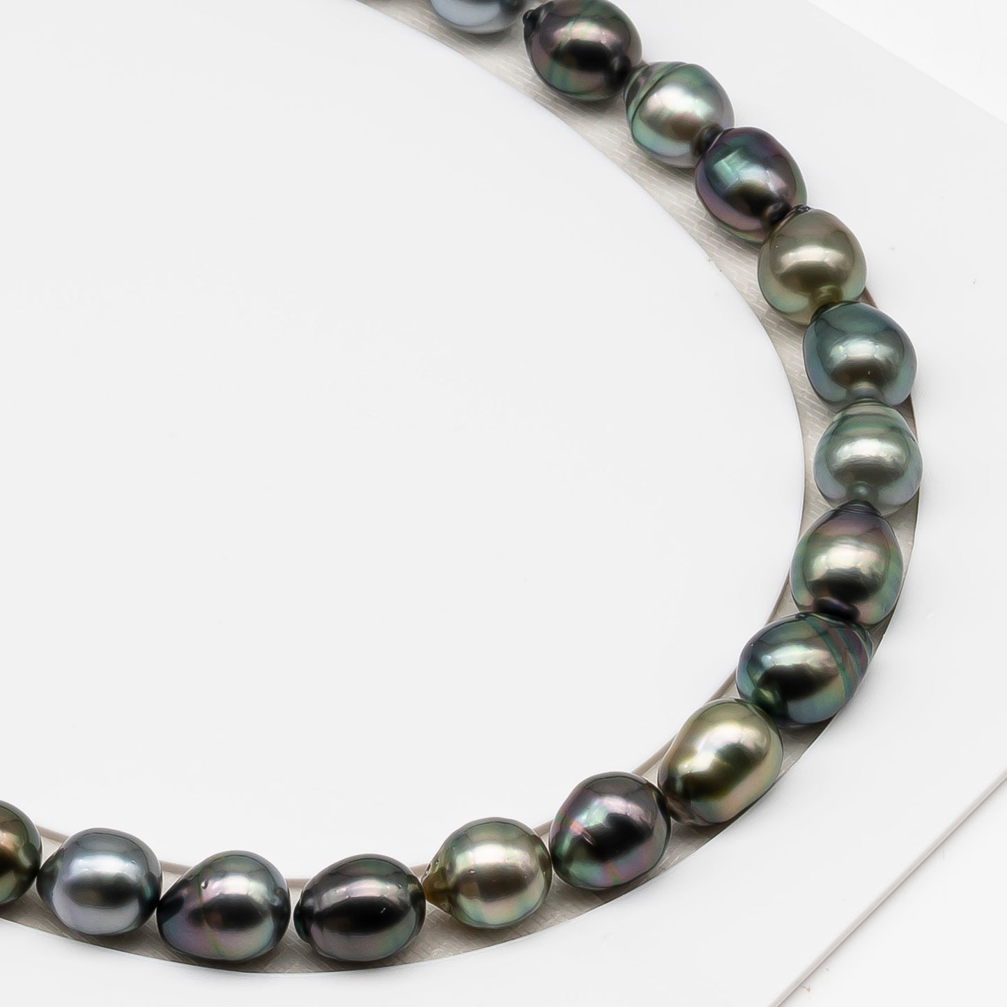 10-11mm Tahitian Pearl in Full Strand (No Hole), Natural Colors , Temporarily Strung Black Pearls for Jewelry Making, SKU # 3309TH