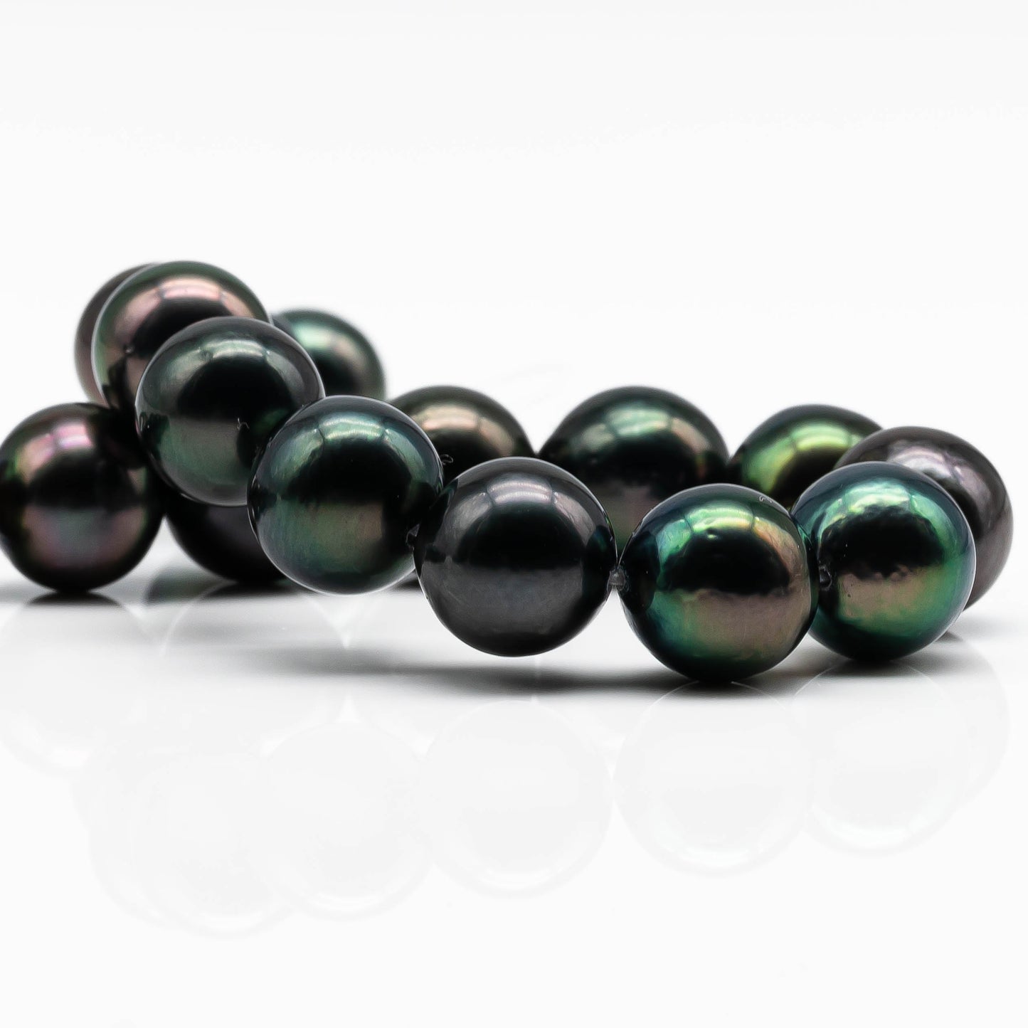 9-10mm Peacock Round Tahitian Pearl in High Quality Half Strand with Blemish, High Luster and Natural Color for Jewelry Making, SKU # 1553TH