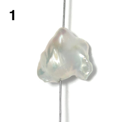 Baroque Pearls 23-25mm, Single Piece, White Color. BAR_S030