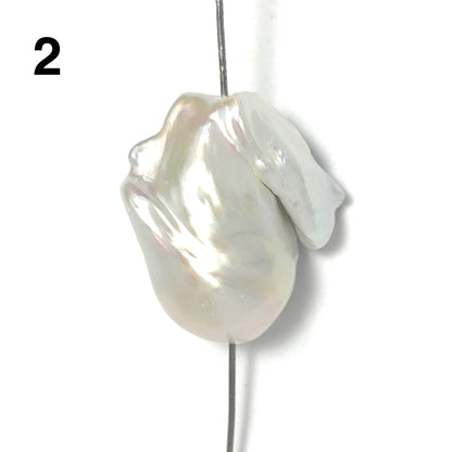 Baroque Pearls 23-25mm, Single Piece, White Color. BAR_S030