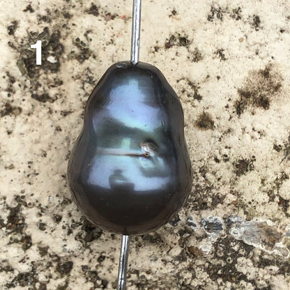 Baroque Pearls 11-12mm, Single Piece, Peacock Blue Color.  BAR_S023