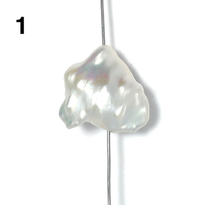 Baroque Pearls 23-25mm, Single Piece, White Color. BAR_S030