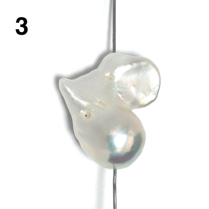 Baroque Pearls 23-25mm, Single Piece, White Color. BAR_S030