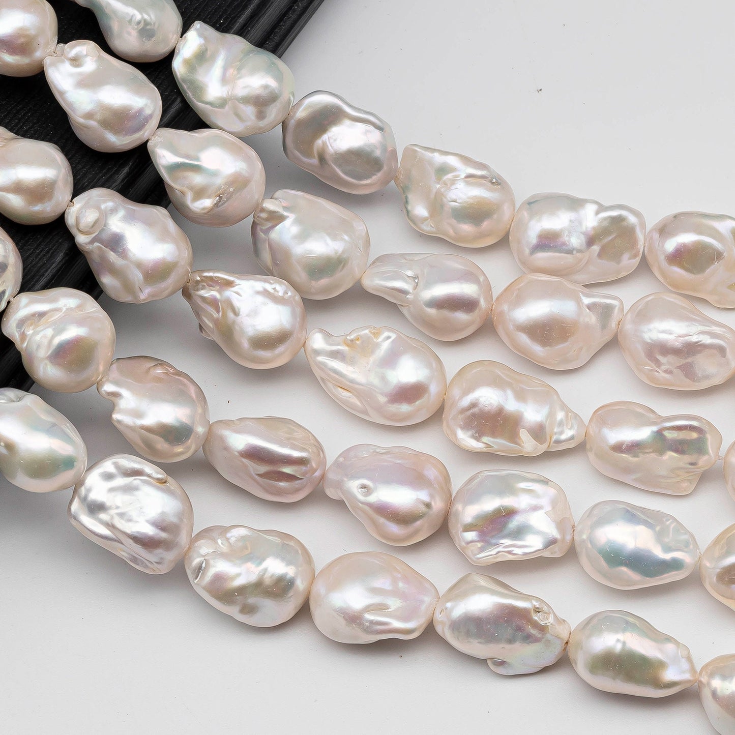 13-16mm Lustrous Baroque Pearl with Smooth Surface and Minor Blemish, Freshwater Cultured Pearl Bead in Full Strand, SKU # 1432BA